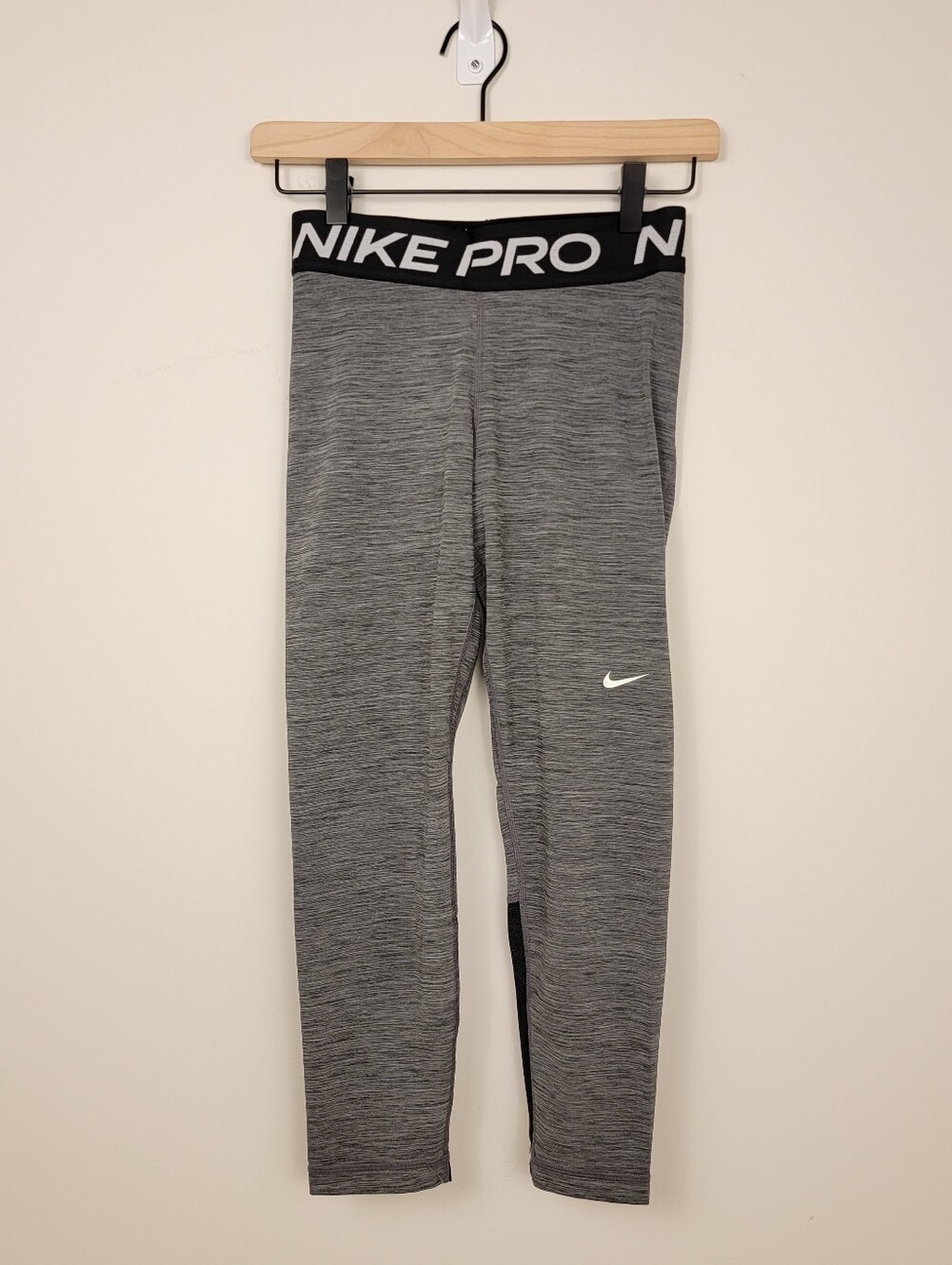 Nike Pro 365 Space Dye Cropped Leggings Heather Grey Black Mesh Panel Small S